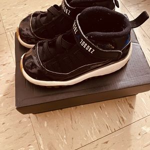 Kids Jordan’s size 8 good condition